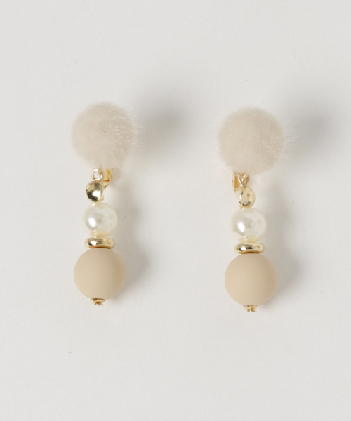 lala Born（ララボーン）の「ファー×ゴールドイヤリング（イヤリング・レディース・ブラック/ホワイト/ワイン・FREE）」の10枚目の写真