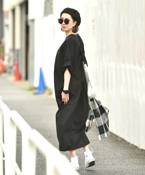 coca(coca)(コカ)の「ポケット付きゆったりロング丈スウェットワンピース(ワンピース・レディース・グレー/ブラック/ホワイト/ブラウン・ONE SIZE)」の17枚目の写真