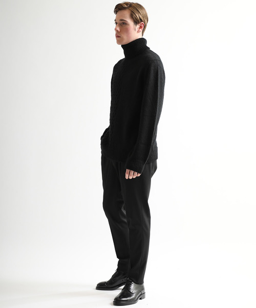 FIT MIHARAYASUHIRO(フィットミハラヤスヒロ)の「【FIT MIHARAYASUHIRO】Half cable Turtle Shaggy Knit Pull-over(ニット/セーター・メンズ・ブラック/イエロー/ワインレッド/マスタード・44/46/48)」の7枚目の写真