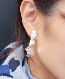 MODE ROBE | マットメタルウェーブピアス(ピアス(両耳用))