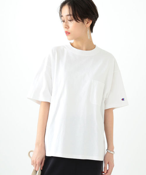 Ray BEAMS（レイビームス）の「Champion × Ray BEAMS / 別注 ビッグ ポケット Tシャツ（Tシャツ/カットソー・レディース・ホワイト/ブラック/ネイビー/ターコイズブルー/イエロー/プラム・ONE SIZE）」の18枚目の写真