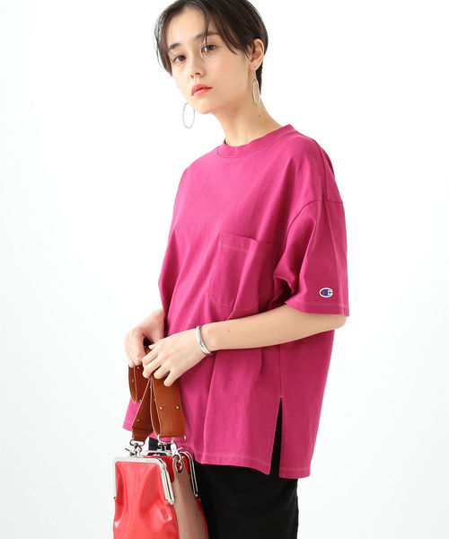 Ray BEAMS（レイビームス）の「Champion × Ray BEAMS / 別注 ビッグ ポケット Tシャツ（Tシャツ/カットソー・レディース・ホワイト/ブラック/ネイビー/ターコイズブルー/イエロー/プラム・ONE SIZE）」の20枚目の写真