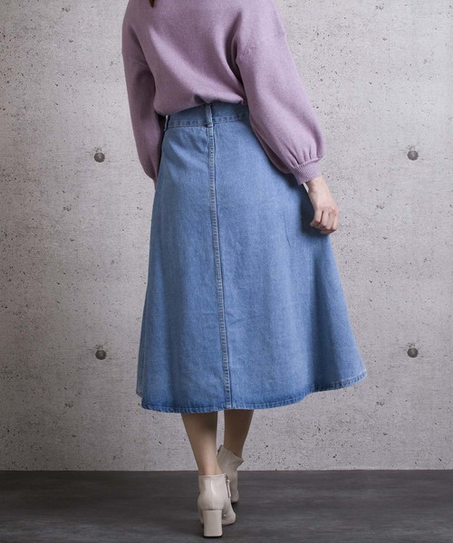 LUGG NAGG(ラグナグ)の「【Jewelobe/ ジュエローブ】 フロントボタン デニムスカート(デニムスカート・レディース・サックスブルー/ブルー・S/L)」の6枚目の写真