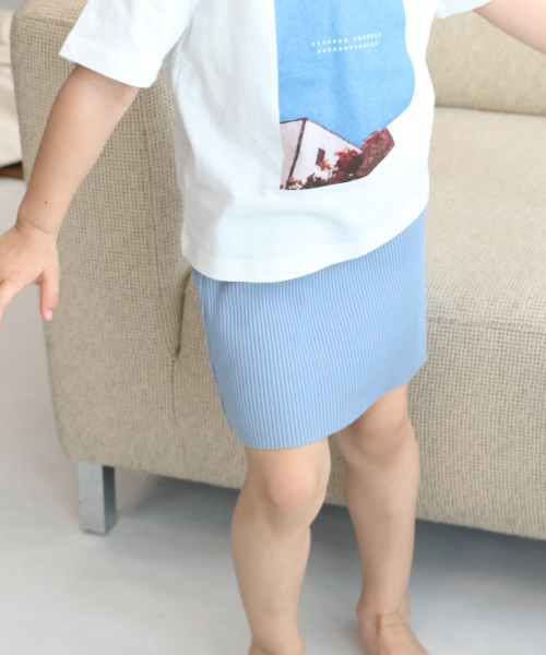 LOWRYS FARM（ローリーズファーム）の「カットリブスカート　830610（スカート・キッズ・ブラック/ベージュ/オフホワイト/ブルー・100/110/120）」の4枚目の写真