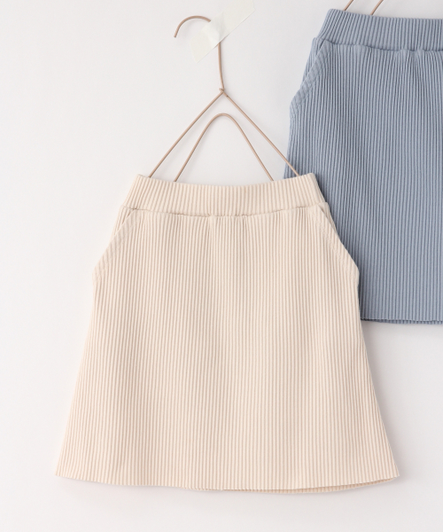 LOWRYS FARM（ローリーズファーム）の「カットリブスカート　830610（スカート・キッズ・ブラック/ベージュ/オフホワイト/ブルー・100/110/120）」の7枚目の写真