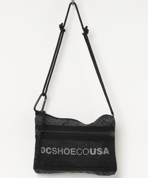 DC（ディーシー）の「ショルダーバッグ DC ディーシー 19 NECKPOUCH サコッシュ 0.5LS（ショルダーバッグ・メンズ・ブラック/マルチ/ブラック×ピンク・FREE）」の2枚目の写真