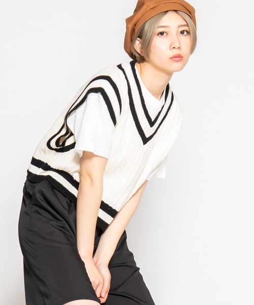 WEGO（ウィゴー）の「WEGO/チルデンベスト（ベスト・レディース・ホワイト/ブラック/ベージュ/パープル/グリーン・FREE）」の2枚目の写真