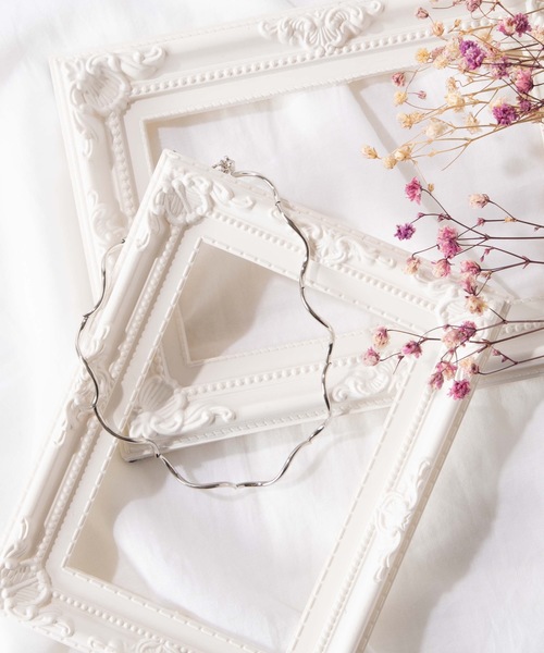 WEGO（ウィゴー）の「WEGO/うねうねメタルチョーカー（ネックレス・レディース・ゴールド/シルバー/その他1/その他2・FREE）」の2枚目の写真