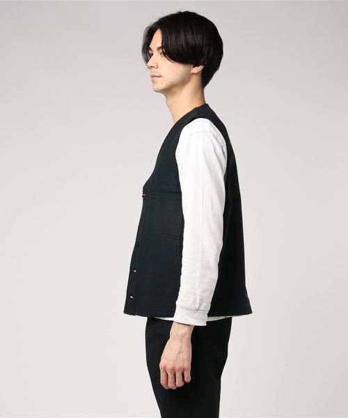 FILSON（フィルソン）の「FILSON: MACKINAW WOOL VEST（ベスト・メンズ・ネイビー/レッド/ダークグレー・LARGE/X-LARGE/MEDIUM）」の6枚目の写真