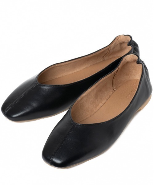 REZOY（リゾイ）の「【20SS新作】【REZOY】ソフトレザーフラットシューズ（バレエシューズ・レディース・アイボリー/ブラック/ピンク/ゴールド・S/M/L/LL）」の3枚目の写真