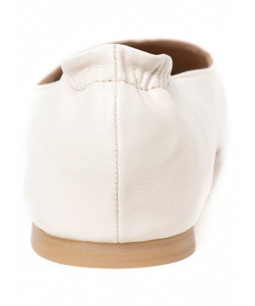 REZOY（リゾイ）の「【20SS新作】【REZOY】ソフトレザーフラットシューズ（バレエシューズ・レディース・アイボリー/ブラック/ピンク/ゴールド・S/M/L/LL）」の8枚目の写真