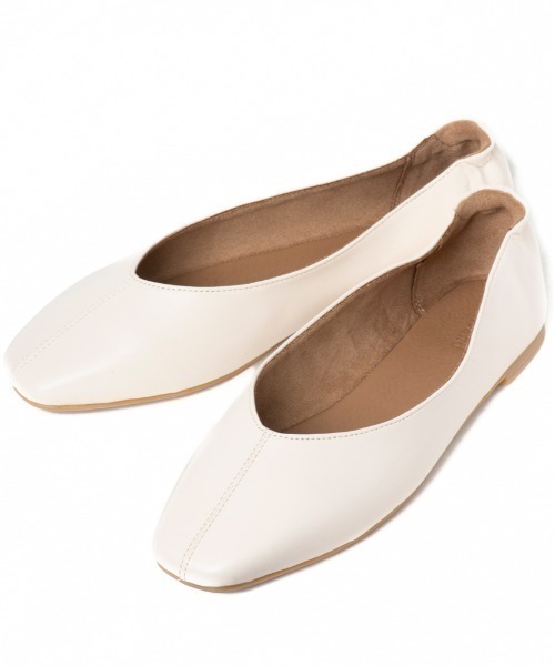 REZOY（リゾイ）の「【20SS新作】【REZOY】ソフトレザーフラットシューズ（バレエシューズ・レディース・アイボリー/ブラック/ピンク/ゴールド・S/M/L/LL）」の14枚目の写真