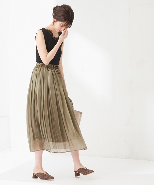 natural couture（ナチュラルクチュール）の「オーロラシアープリーツスカート（スカート・レディース・カーキ/サックスブルー/ラベンダー/ライトベージュ・FREE）」の7枚目の写真