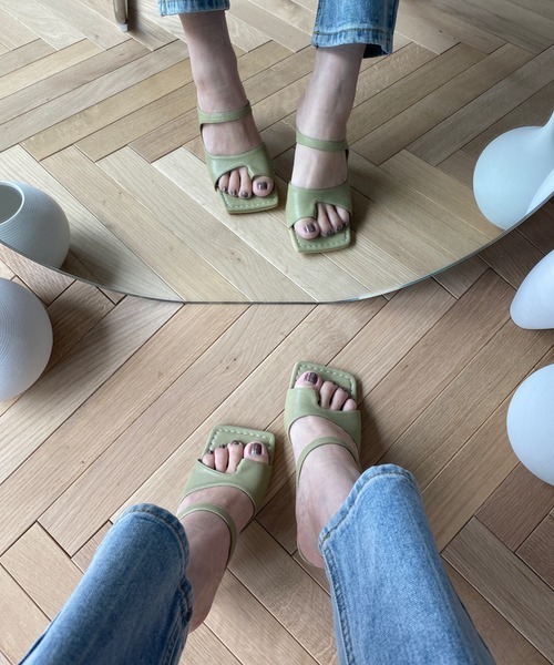 chuclla（チュクラ）の「【chuclla】Square-toe thongs mule sb-6 chs38（サンダル・レディース・ホワイト/ブラック/モスグリーン/キャメル/アイボリー・40/38/39/36/37）」の19枚目の写真