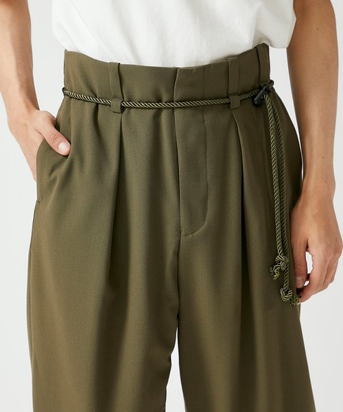 ETHOSENS（エトセンス）の「【ETHOSENS】ロープベルトテーパードトラウザー（スラックス・メンズ・カーキ・2/3）」の5枚目の写真