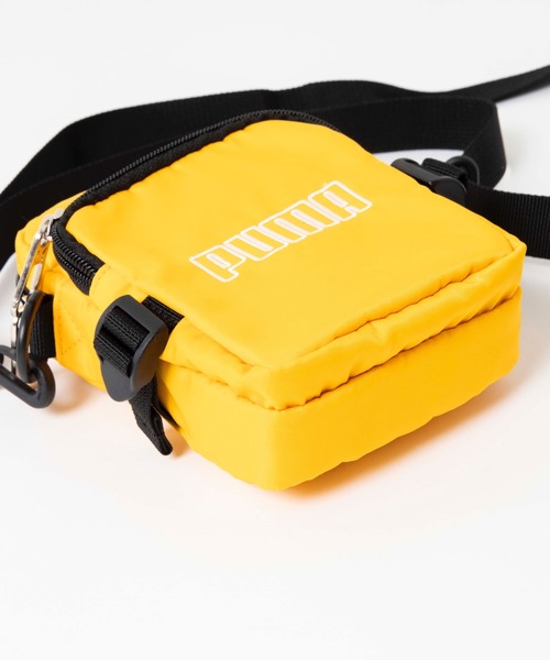 PUMA（プーマ）の「∴WEGO/PUMA 別注ロゴ刺繍ショルダー（ショルダーバッグ・メンズ・イエロー/ホワイト/ブラック・FREE）」の21枚目の写真