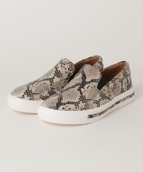 Cloudsteppers(クラウドステッパー)の「Un Maui Stride / アンマウイストライド (ナチュラルスネークレザー)(スニーカー・レディース・ベージュ・4/6/3/5/5.5/4.5)」の1枚目の写真