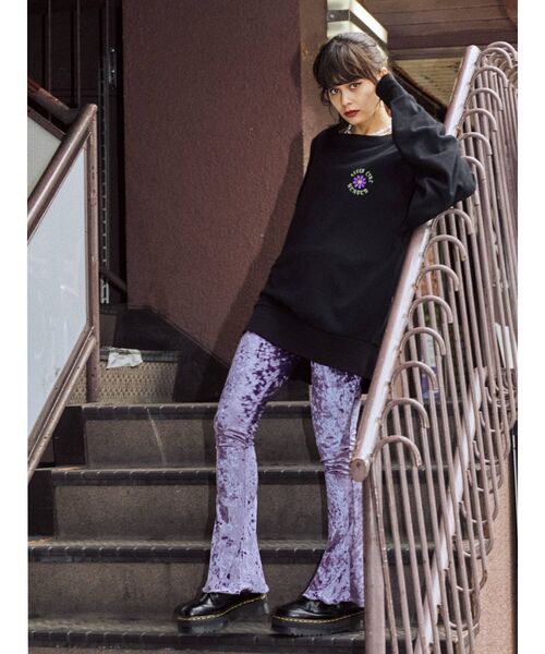 jouetie（ジュエティ）の「イージーベロアパンツ（その他パンツ・レディース・ブラック/ブルー/パープル/その他1・MEDIUM）」の15枚目の写真