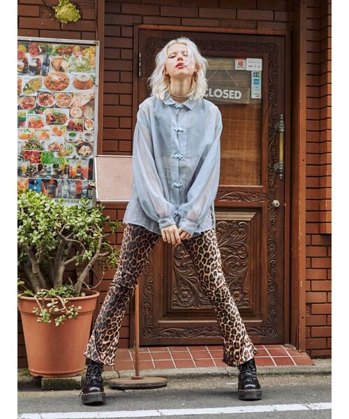 jouetie（ジュエティ）の「イージーベロアパンツ（その他パンツ・レディース・ブラック/ブルー/パープル/その他1・MEDIUM）」の17枚目の写真