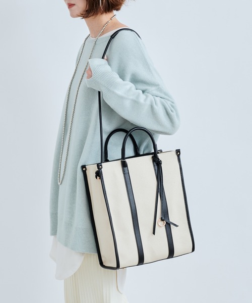 DouDou(ドゥドゥ)の「タテ型スマートトート(トートバッグ・レディース・ブラウン/アイボリー・FREE)」の14枚目の写真