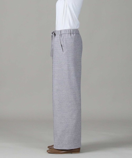 HONEYSUCKLE ROSE（ハニーサックルローズ）の「【HONEYSUCKLE ROSE】「nobee」楽伸び起毛ワイドパンツ（その他パンツ・レディース・ライトグレー/ブラック/ブラウン/ブラック×グレー・M/L）」の13枚目の写真