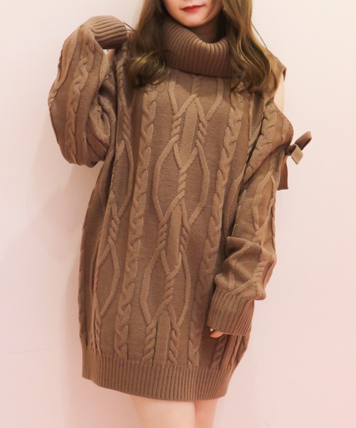 Rojita ロジータ の オフタートル肩開きニットワンピース ワンピース Wear