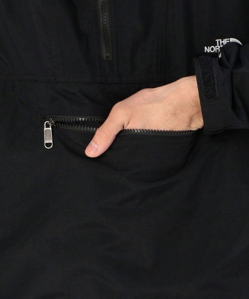 THE NORTH FACE（ザノースフェイス）の「【THE NORTH FACE】COMPACT ANORAK MEN（ナイロンジャケット・メンズ・ブラック/アイボリー・X-LARGE/LARGE/XX-LARGE）」の11枚目の写真