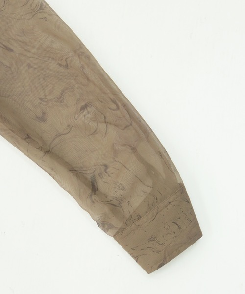 CLEIO（クレイオ）の「【CLEIO】マーブルストーンシアーシャツ（シャツ/ブラウス・レディース・グレイッシュベージュ/ブラウン・FREE）」の13枚目の写真