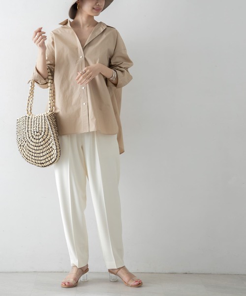 URBAN RESEARCH（アーバンリサーチ）の「ワイドカフオーバーシャツ（シャツ/ブラウス・レディース・ストライプ/ホワイト/ベージュ・FREE）」の21枚目の写真