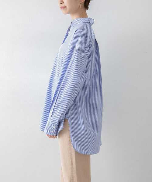 URBAN RESEARCH（アーバンリサーチ）の「ワイドカフオーバーシャツ（シャツ/ブラウス・レディース・ストライプ/ホワイト/ベージュ・FREE）」の13枚目の写真