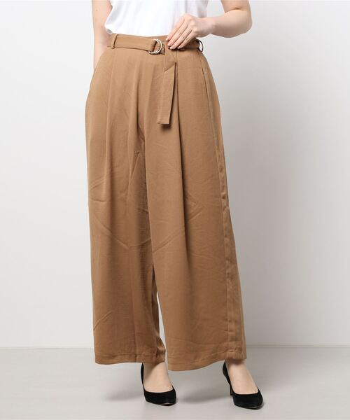 REAL CUBE(リアルキューブ)の「ベルト付きカラーワイドパンツ(デニムパンツ・レディース・ブラック/カーキ/ネイビー/ラベンダー/キャメル・M)」の5枚目の写真