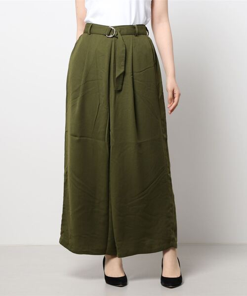 REAL CUBE(リアルキューブ)の「ベルト付きカラーワイドパンツ(デニムパンツ・レディース・ブラック/カーキ/ネイビー/ラベンダー/キャメル・M)」の2枚目の写真