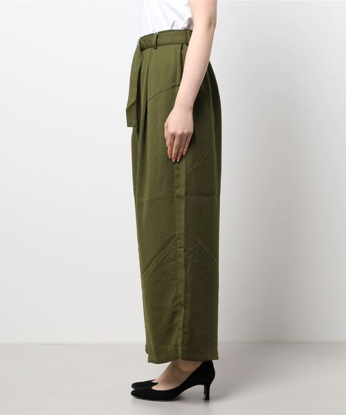 REAL CUBE(リアルキューブ)の「ベルト付きカラーワイドパンツ(デニムパンツ・レディース・ブラック/カーキ/ネイビー/ラベンダー/キャメル・M)」の6枚目の写真