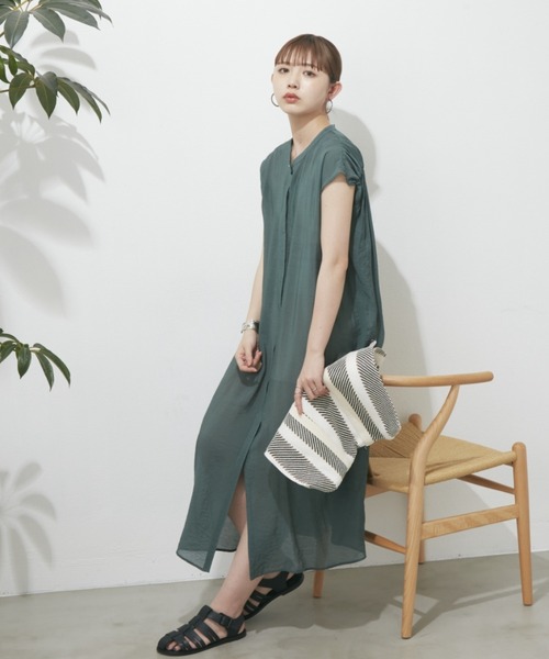 Aunt Marie's（アントマリーズ）の「バックギャザーフレンチスリーブワンピース（ワンピース・レディース・ホワイト/ブラック/ブルー/グリーン・FREE）」の22枚目の写真