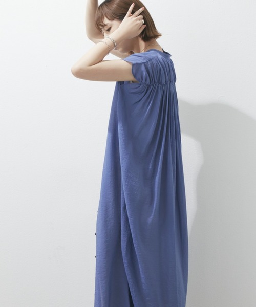 Aunt Marie's（アントマリーズ）の「バックギャザーフレンチスリーブワンピース（ワンピース・レディース・ホワイト/ブラック/ブルー/グリーン・FREE）」の8枚目の写真