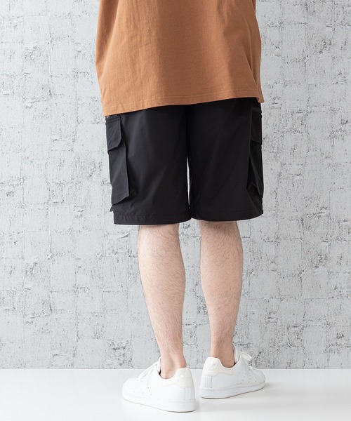 OUTDOOR PRODUCTS(アウトドアプロダクツ)の「【OUTDOOR PRODUCTS】「着るBAG」シリーズ 7ポケット ショートパンツ 吸水速乾素材/ストレッチ機能付き(その他パンツ・メンズ・ブラック/ベージュ・LARGE/MEDIUM/X-LARGE/SMALL)」の9枚目の写真