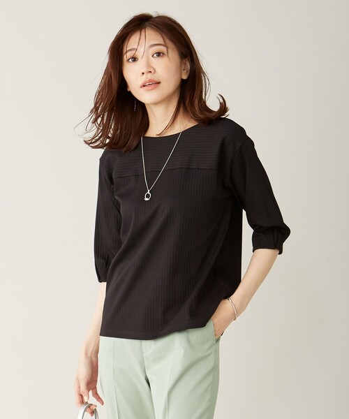 J.PRESS Ladies(J.プレス レディス)の「コットンリブスムース Tシャツ(Tシャツ/カットソー・レディース・ホワイト系/ブラック系/ライトグレー系/ダークブラウン系/ブルー系・SMALL)」の2枚目の写真