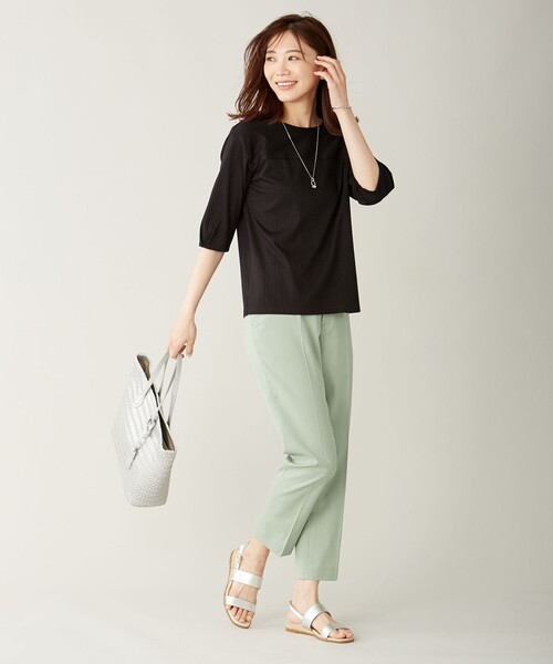 J.PRESS Ladies(J.プレス レディス)の「コットンリブスムース Tシャツ(Tシャツ/カットソー・レディース・ホワイト系/ブラック系/ライトグレー系/ダークブラウン系/ブルー系・SMALL)」の12枚目の写真