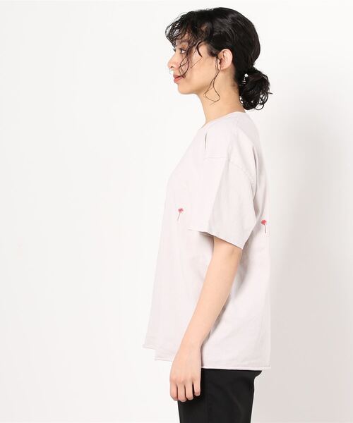 BEAVER（ビーバー）の「FUNG/ファング　Basic Cut off tee hula＆palm　Tシャツ（Tシャツ/カットソー・レディース・グレー・LARGE）」の2枚目の写真