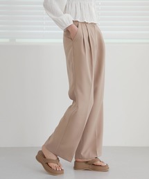 魅力的なカラー感のロングワイドピンタックスラックス