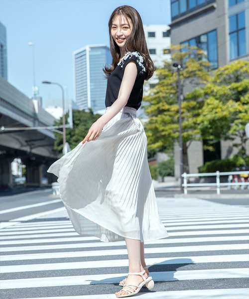 WILLSELECTION（ウィルセレクション）の「カットボールヒールサンダル（サンダル・レディース・ダークブラウン/アイボリー・SMALL/MEDIUM）」の10枚目の写真