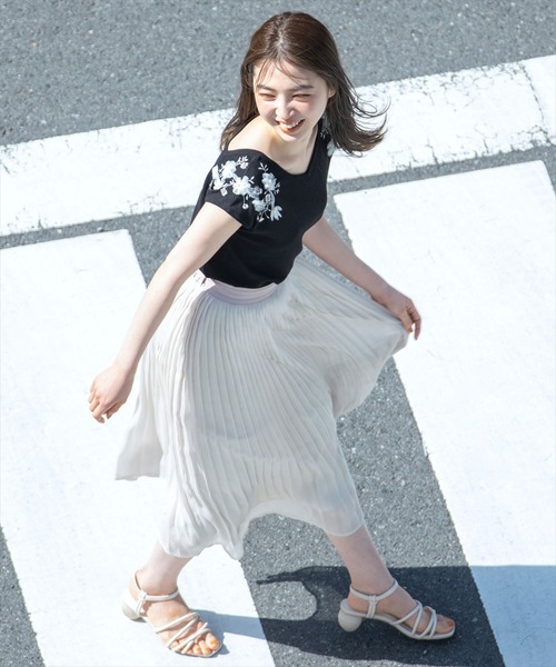 WILLSELECTION（ウィルセレクション）の「カットボールヒールサンダル（サンダル・レディース・ダークブラウン/アイボリー・SMALL/MEDIUM）」の4枚目の写真