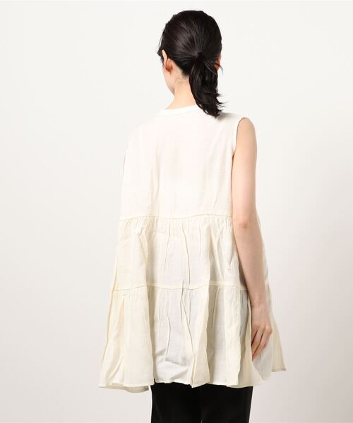 Chiaro（キアロ）の「楊柳ティアードノースリーブブラウス（シャツ/ブラウス・レディース・オリーブ/アイボリー/ブラック/オレンジ/ベージュ・FREE）」の7枚目の写真