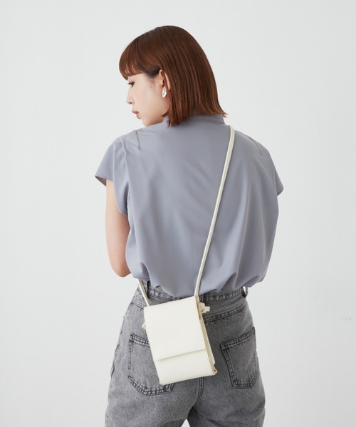 Aunt Marie's（アントマリーズ）の「ショルダータックフレンチスリーブ