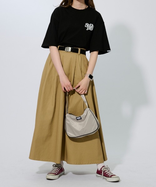 SCULPTOR（スカルプター）の「FLUFFY LOGO TEE/フラッフィーロゴTシャツ（Tシャツ/カットソー・レディース・ホワイト/ブラック/ワインレッド・MEDIUM）」の14枚目の写真