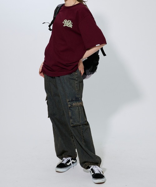 SCULPTOR（スカルプター）の「FLUFFY LOGO TEE/フラッフィーロゴTシャツ（Tシャツ/カットソー・レディース・ホワイト/ブラック/ワインレッド・MEDIUM）」の21枚目の写真