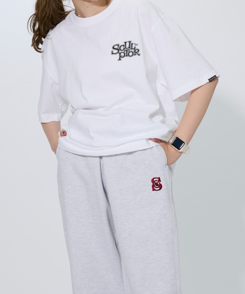 SCULPTOR（スカルプター）の「FLUFFY LOGO TEE/フラッフィーロゴTシャツ（Tシャツ/カットソー・レディース・ホワイト/ブラック/ワインレッド・MEDIUM）」の6枚目の写真