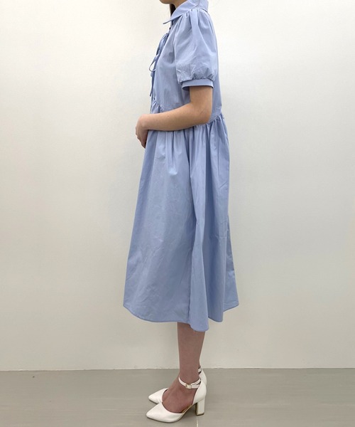 Twinkle;pm（トゥインクルピーエム）の「前リボン半袖シャツワンピース（ワンピース・レディース・ホワイト/ブルー/ブラック・FREE）」の4枚目の写真