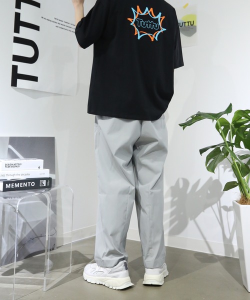 TUTTU(トゥトゥ)の「2タック ワイドシルエットパンツ(その他パンツ・メンズ・ブラック/ベージュ/ネイビー/グレー/オフホワイト/スモークグレー/グレー系その他/ブラウン系その他/ブルー系その他・S/M/L)」の21枚目の写真