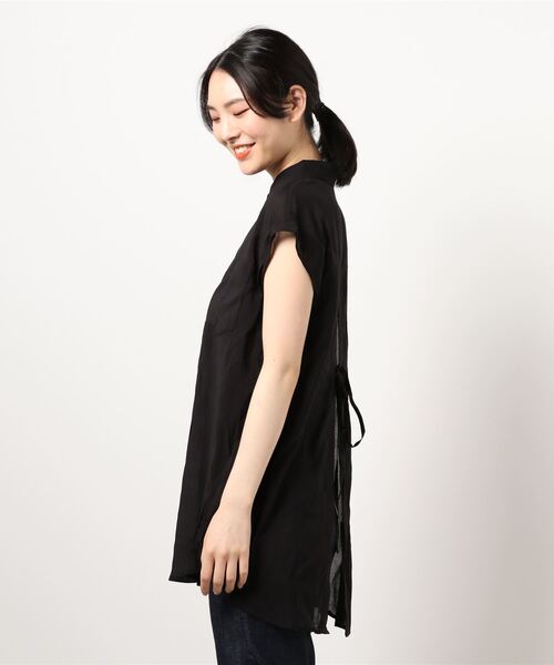 HONEYSUCKLE ROSE（ハニーサックルローズ）の「【HONEYSUCKLE ROSE】バックデザインブラウス（シャツ/ブラウス・レディース・オフホワイト/グリーン/ブラック・M/L）」の5枚目の写真